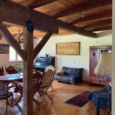 Pod Lipami Villa